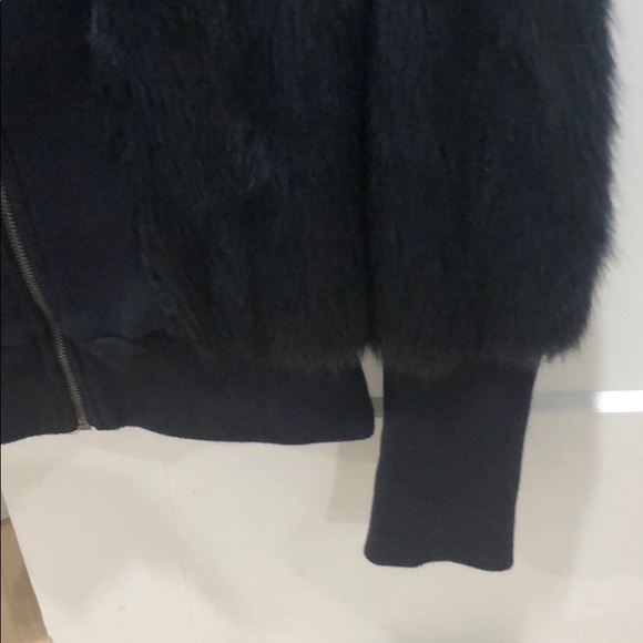 Saks fifth ave coat. Size 6 - Picture 4 of 6